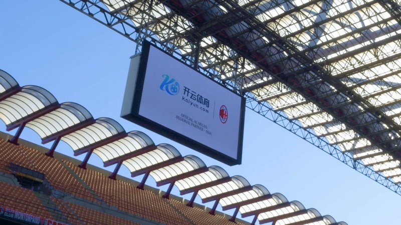 而他的名字